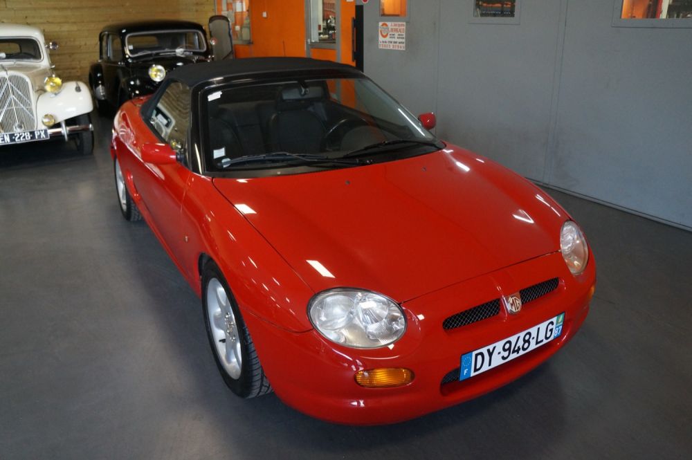 MG F Cabriolet Rouge 1996